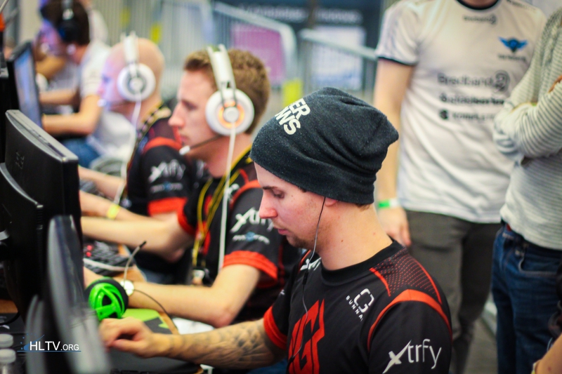 包含Ming在德国队比赛中问鼎冠军,战术调整引发热议!的词条 包含Ming在德国队比赛中问鼎冠军,战术调整引发热议!的词条