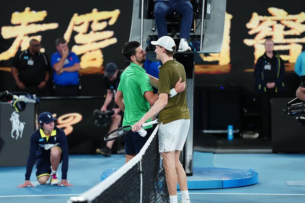 包含德约科维奇在皇家马德里比赛中战术调整，赛况扑朔迷离引发热议！的词条